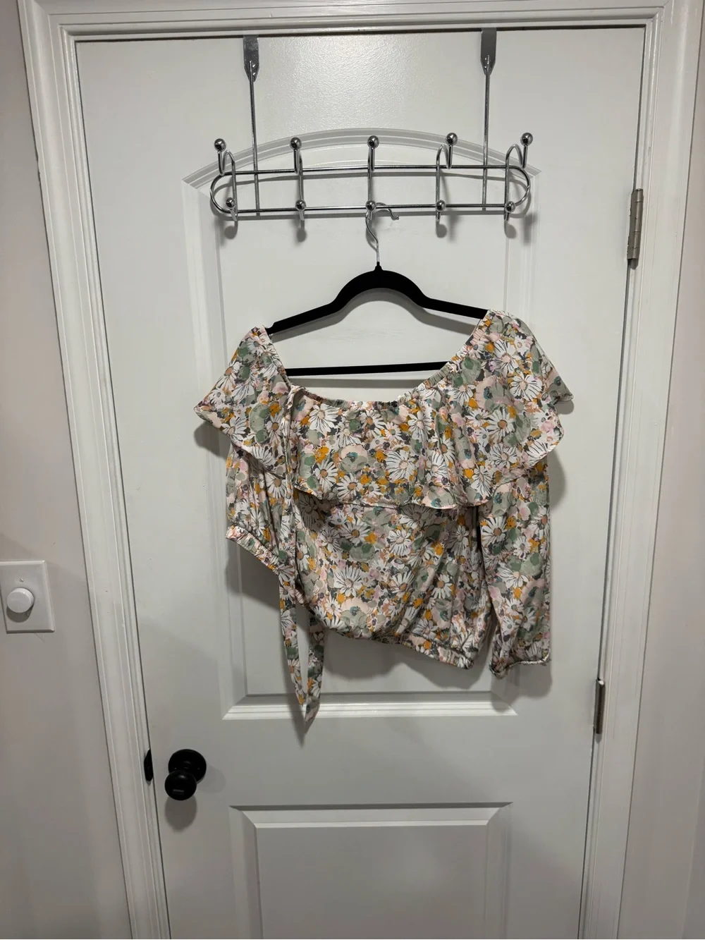 LC Lauren Conrad White Floral Off-Shoulder tie Top with Yellow Accents